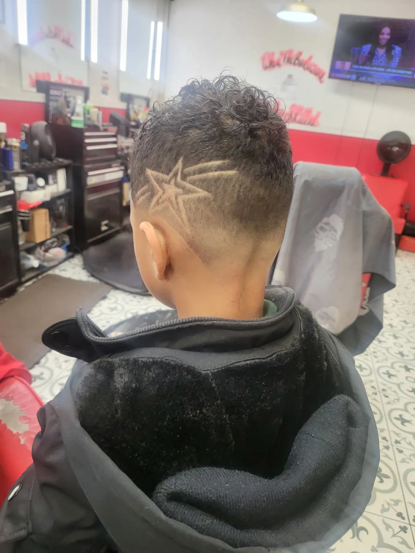 True Skills client with a smooth fade and layered star design cut into the side